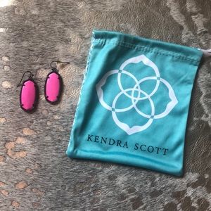 Kendra Scott Elle earrings